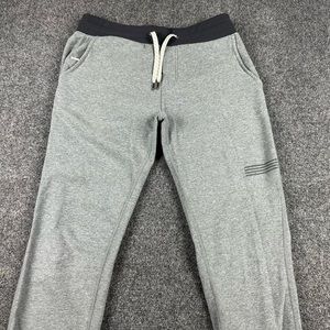 Vuori Women’s Joggers Pants Size Small Grey Designer Athleticwear